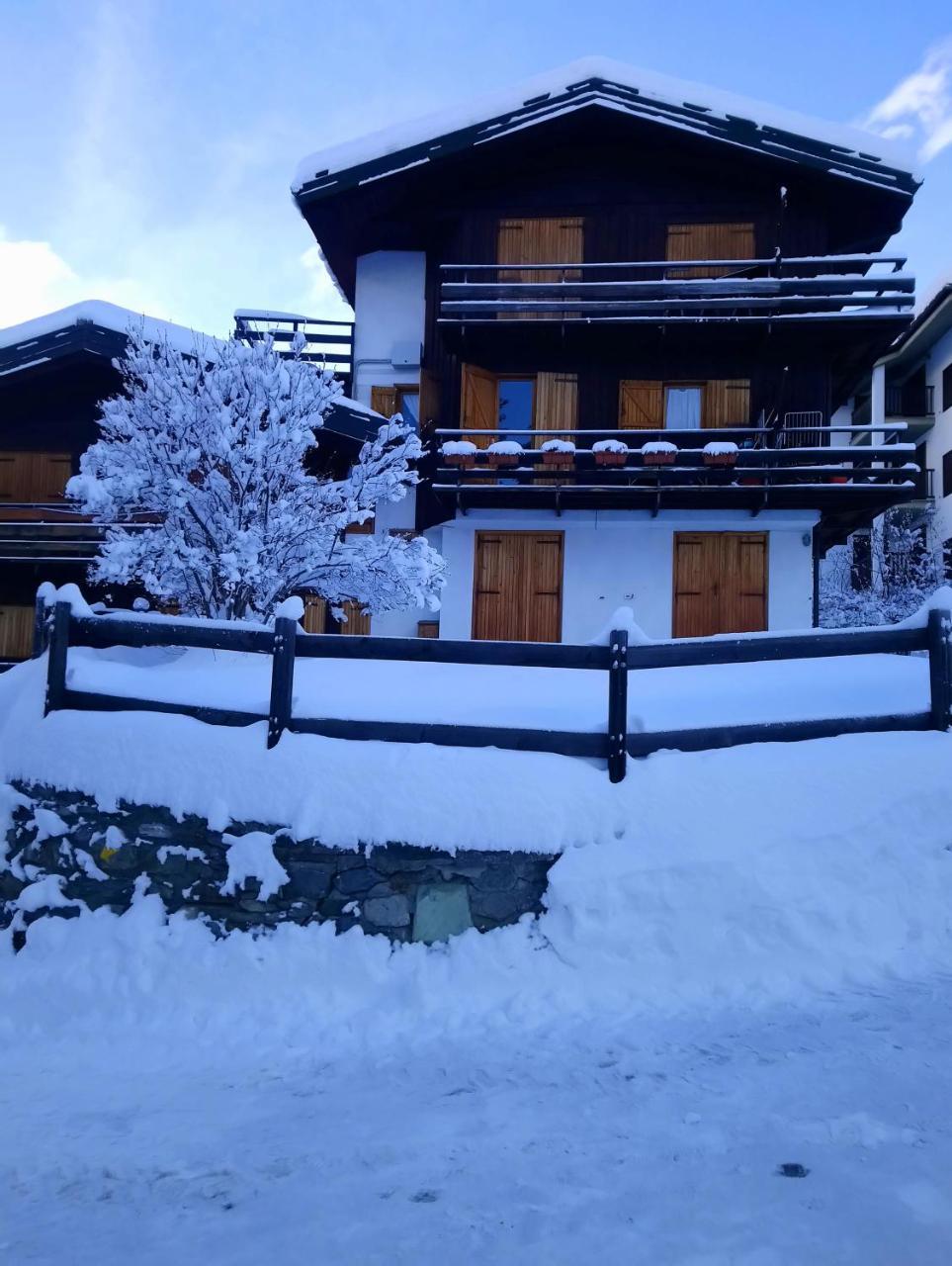 瓦托内切Cervinia-Valt Sport & Relax House公寓 外观 照片
